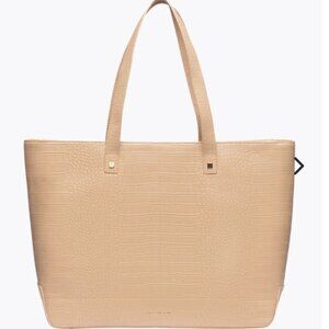 NWT: Modern Picnic the Tote